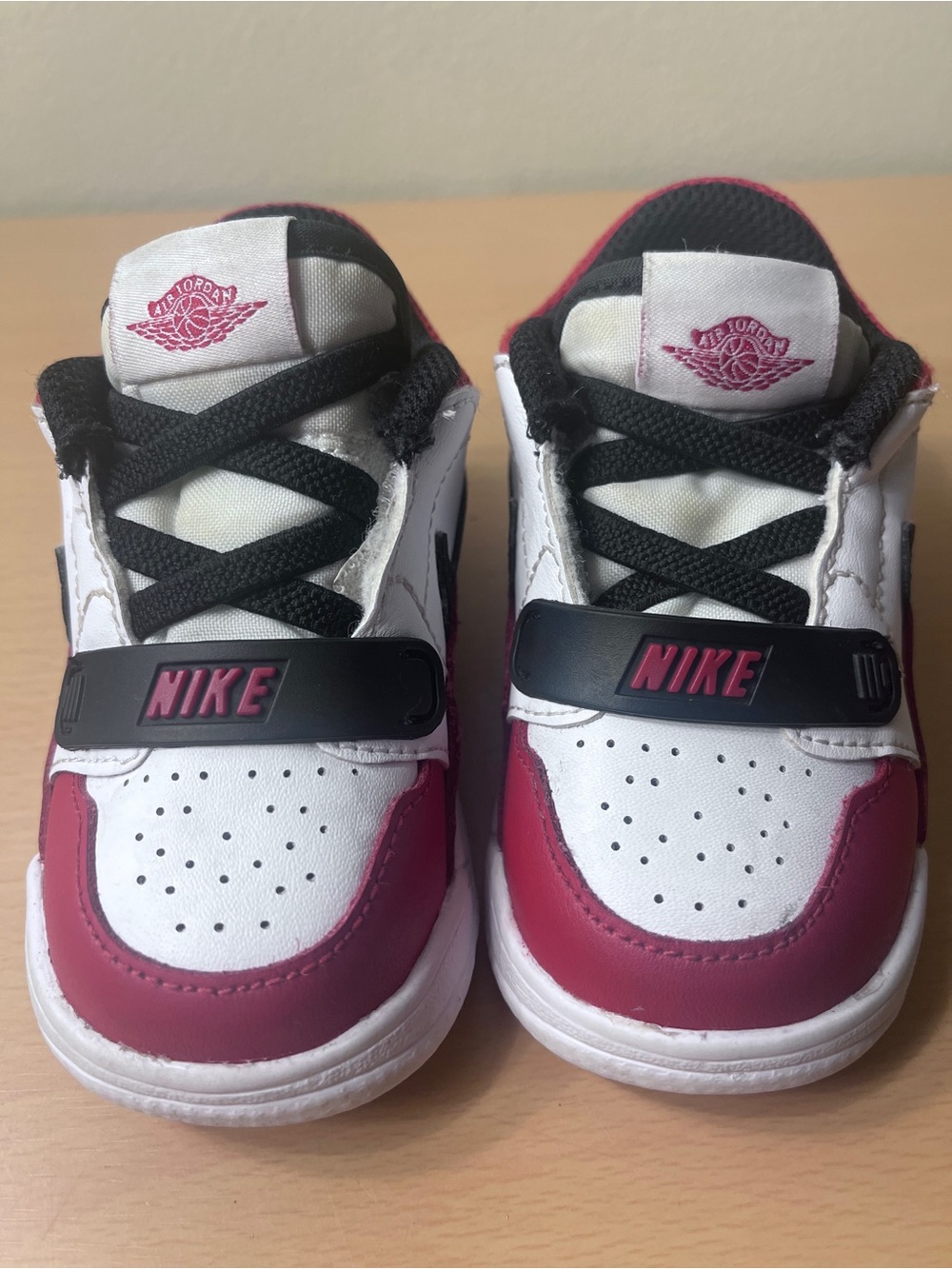 Jordan Legacy 312 Chicago Low White/Black-Gym Red CD9056-116 Toddler Size 5C - Picture 4 of 10